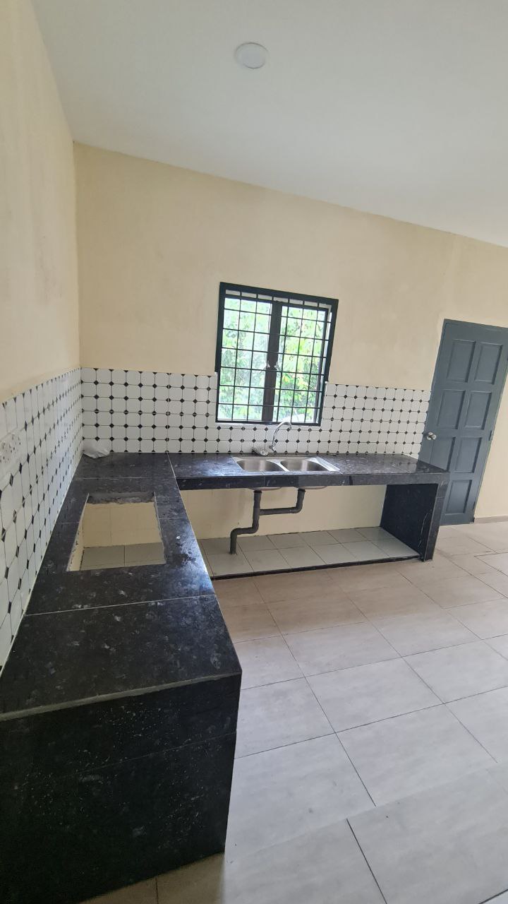 Renovated 1 Storey Terrace, Bandar Springhill - photo 11