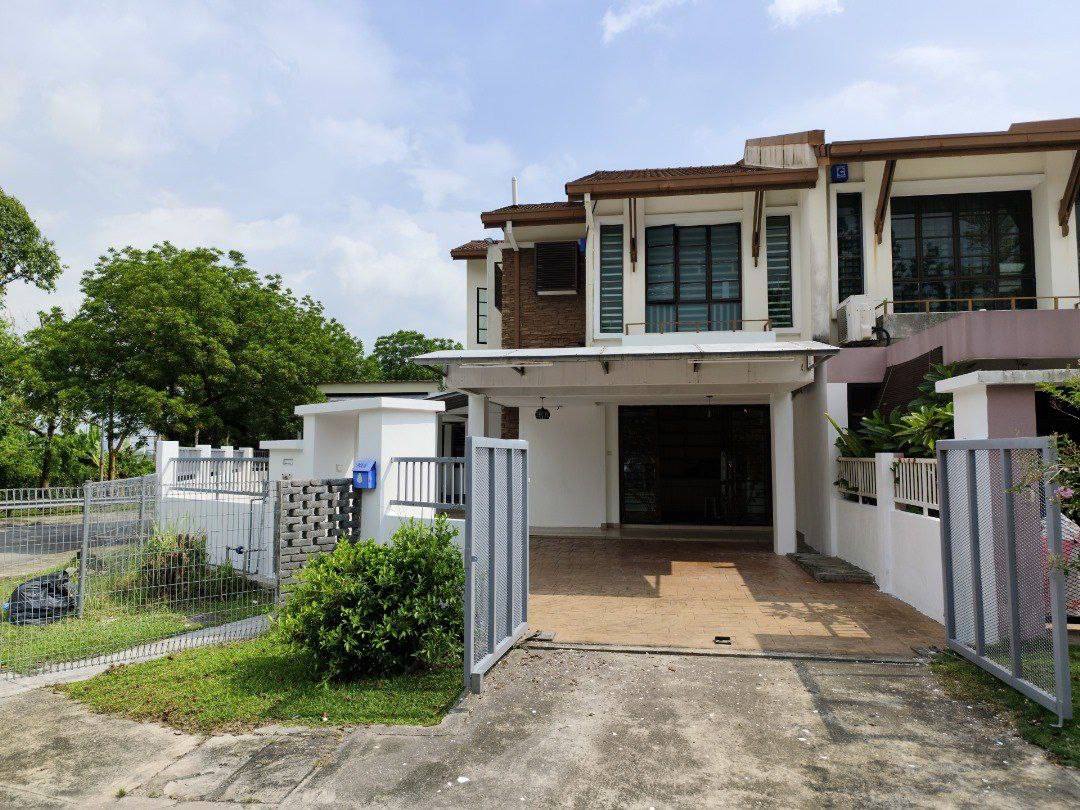 Corner Lot 2 Storey  ...