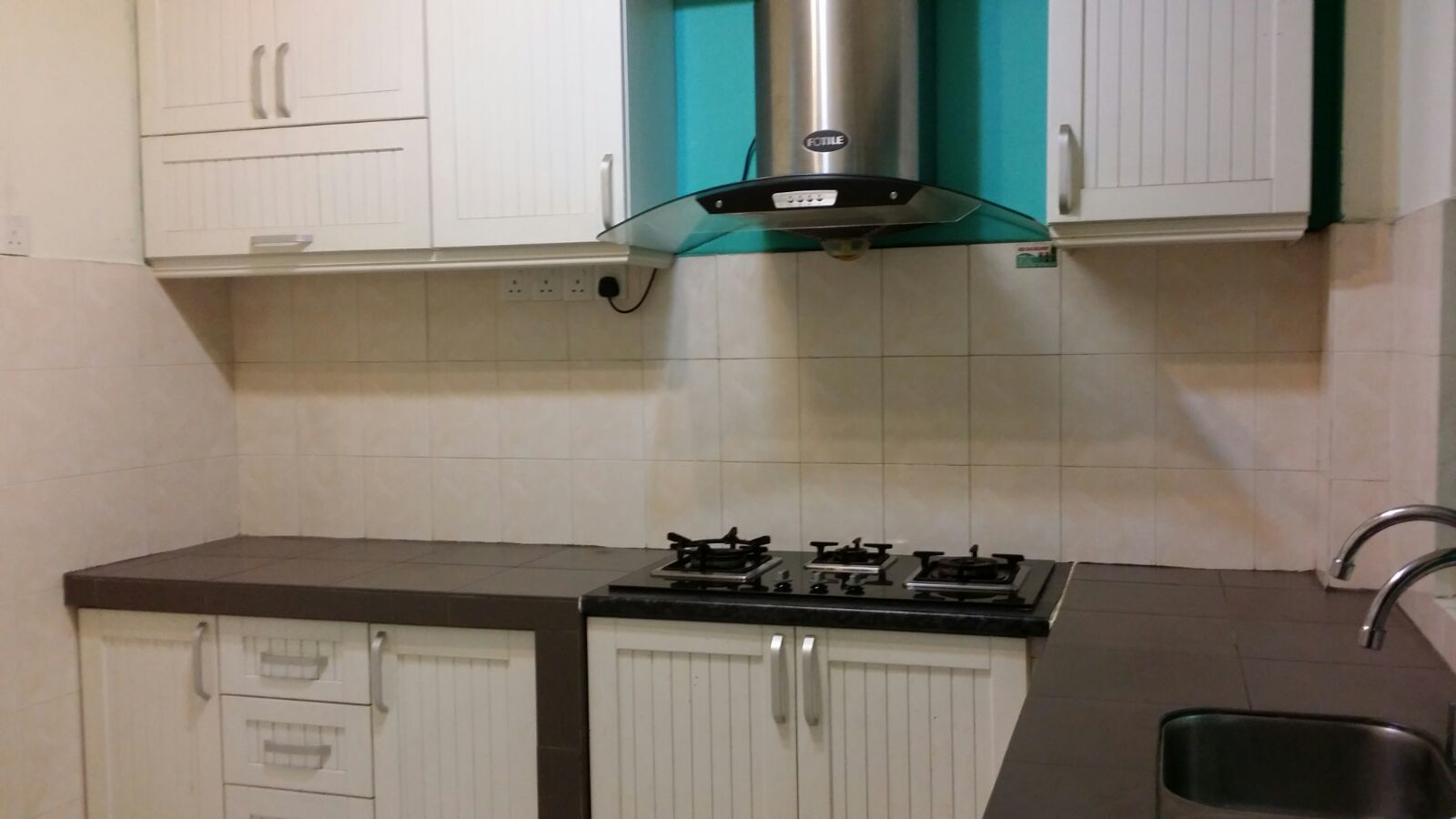 Condominium Elaeis 2, Bukit Jelutong, Shah Alam - photo 4