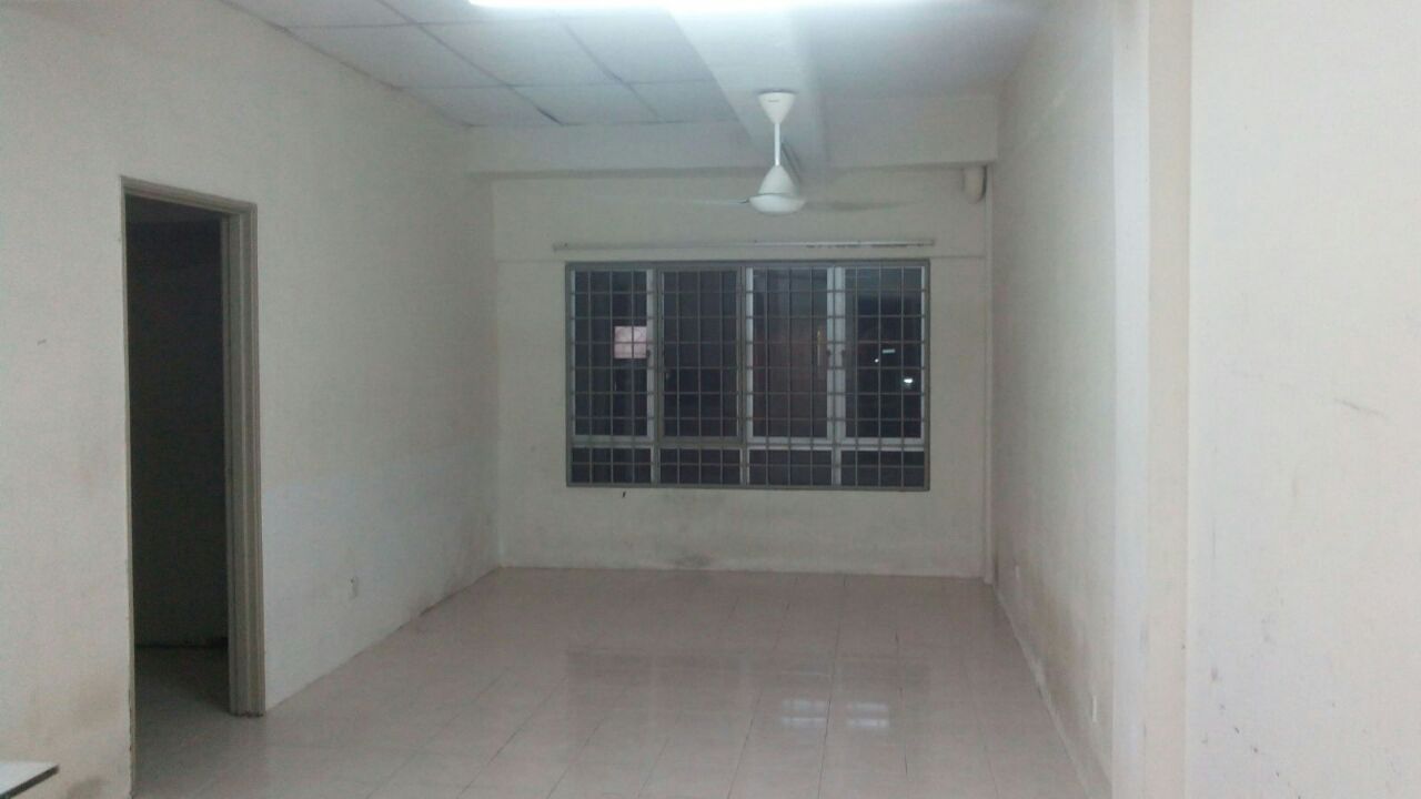 APARTMENT DATARAN OTOMOBIL SEKSYEN 15, SHAH ALAM - photo 6