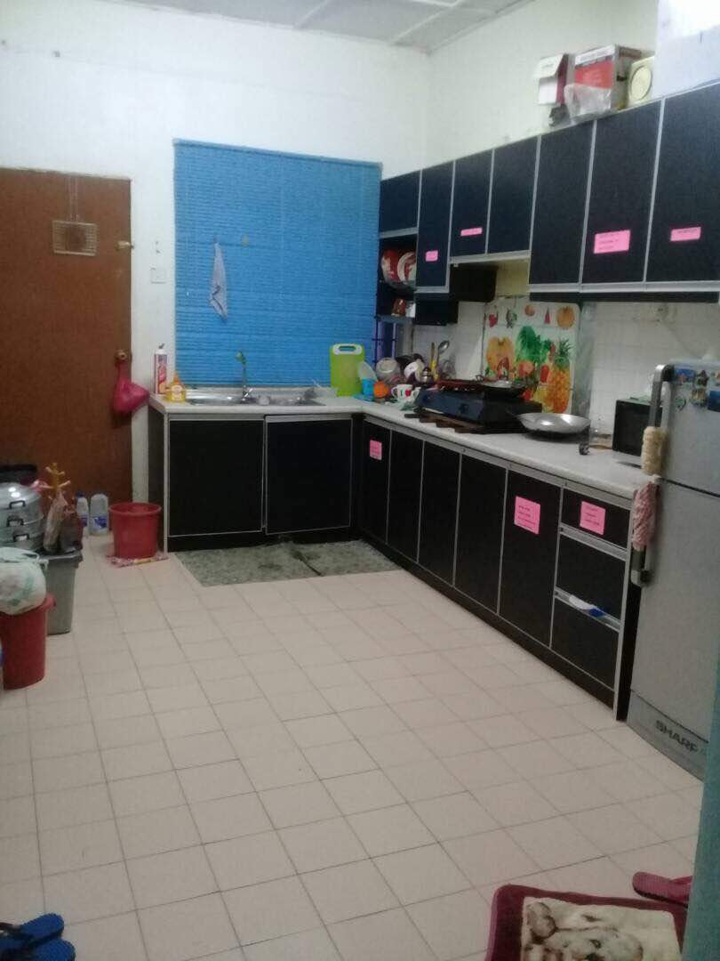 Taman Lingkaran Nur, Batu 12, Kajang - photo 3