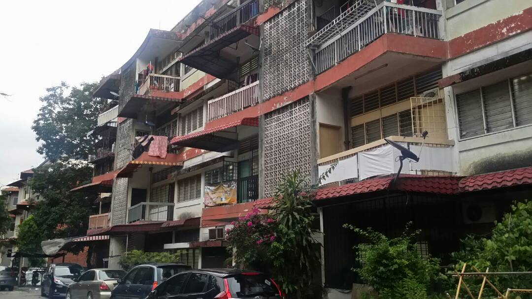 Flat PKNS, Seksyen 17, Petaling Jaya - photo 2