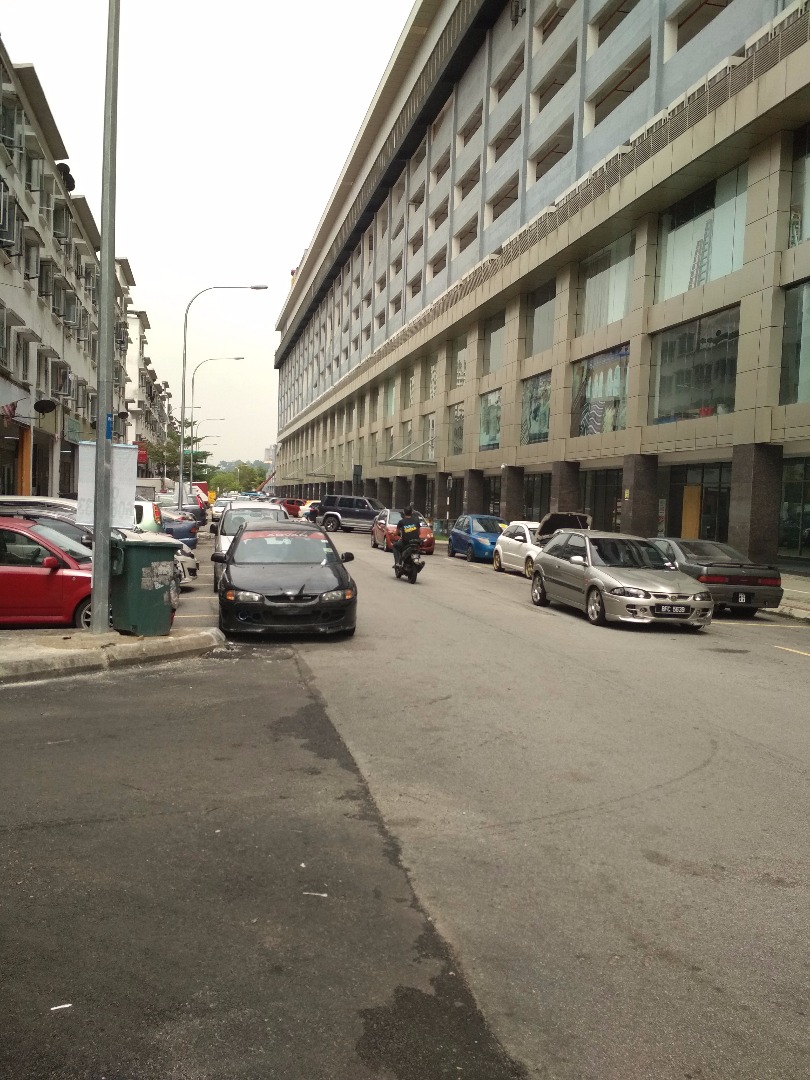 Dataran Otomobil, Seksyen 15, Shah Alam - photo 2