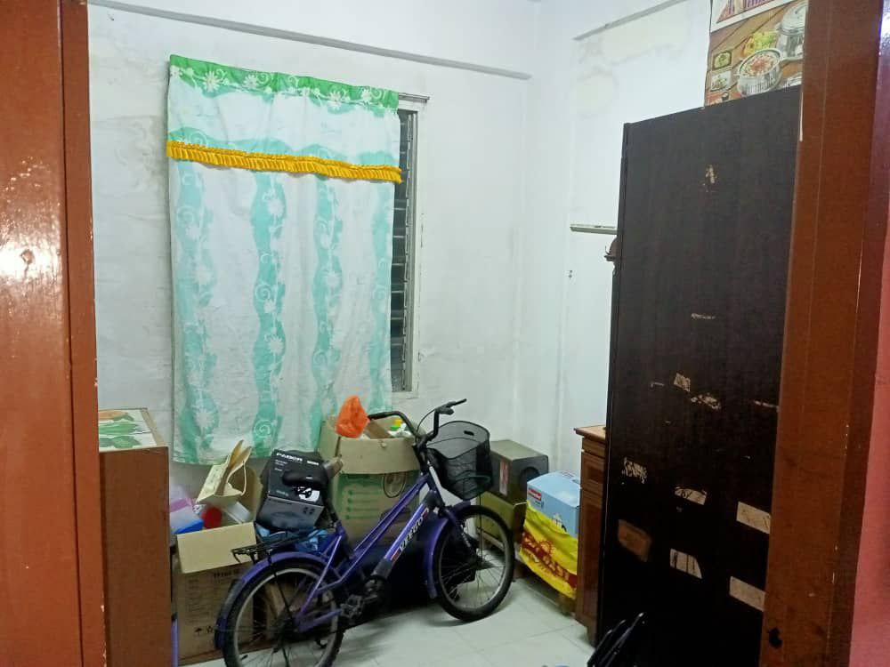 Pangsapuri Sri Ayu Bandar Putera, Klang - photo 6