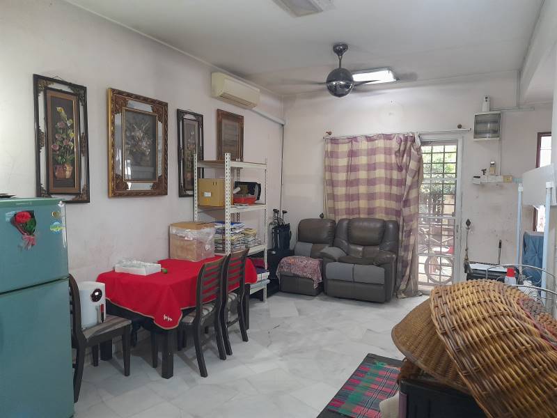 Taman Pinggiran USJ 3 Teres 2 Tingkat - photo 2
