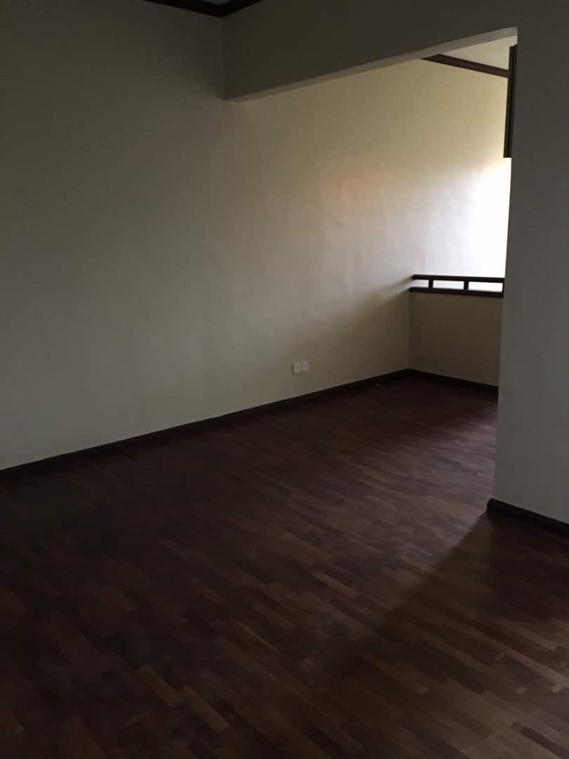 JALAN ADANG, U8, BUKIT JELUTONG, 2 STOREY TERRACE - photo 5