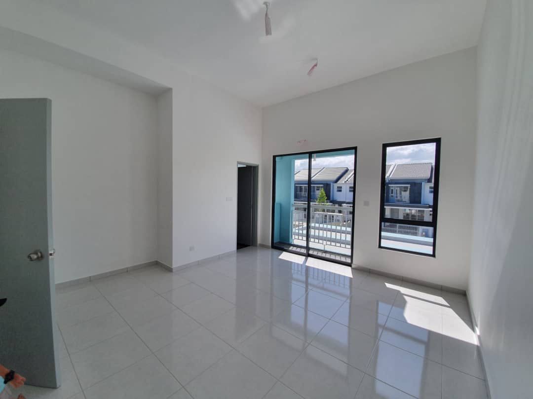 ALAM SURIA ENCLAVE, PUNCAK ALAM, TERES 2 TINGKAT - photo 3