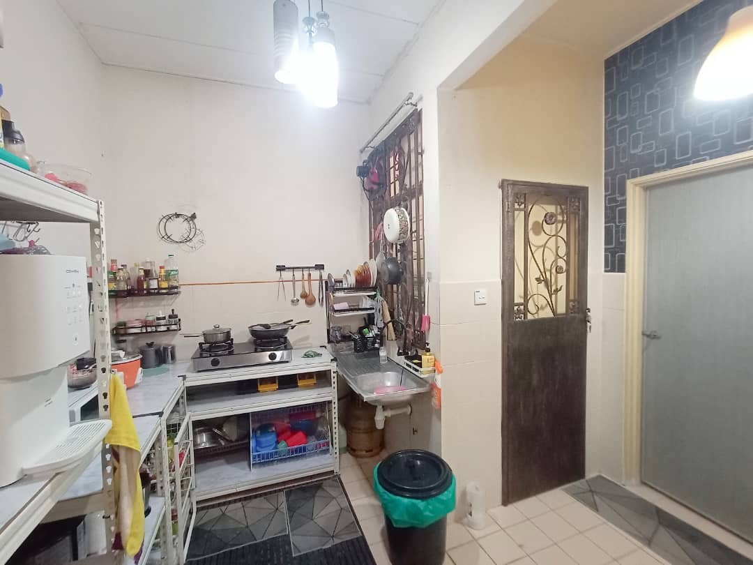 RUMAH TERES BANDAR PUTERA KLANG - photo 4