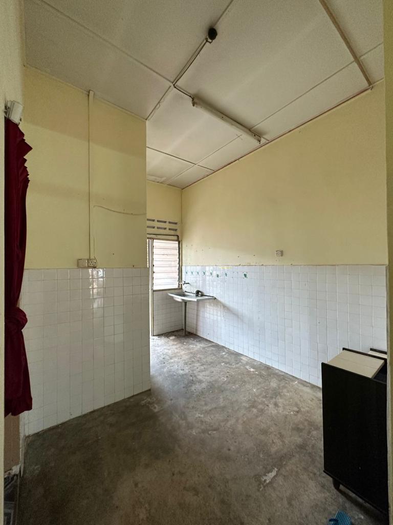 Teres Setingkat Taman Sri Kenaboi Kuala Klawang - photo 2
