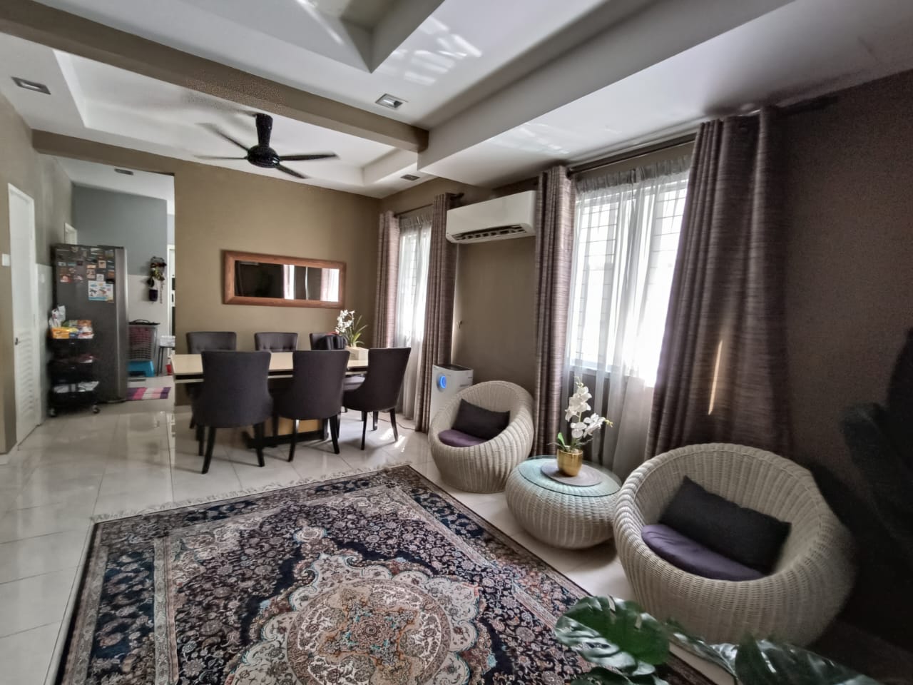 End Lot Double Storey Terrace Taman Pinggiran Usj - photo 3