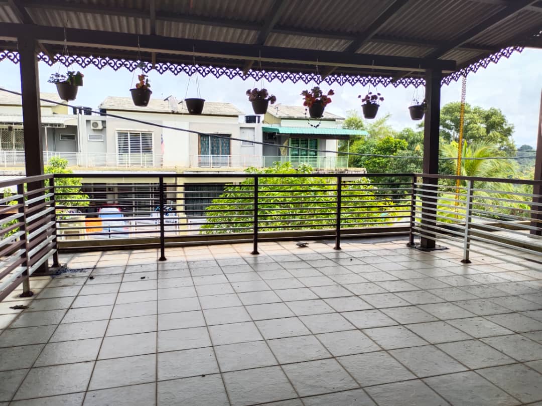 Double Storey Perdana College Height Mantin N9 - photo 11
