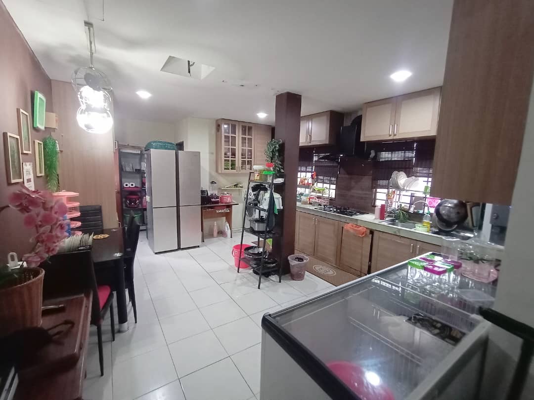 Semi D Taman Johan Setia, 42000 Klang Selangor - photo 8