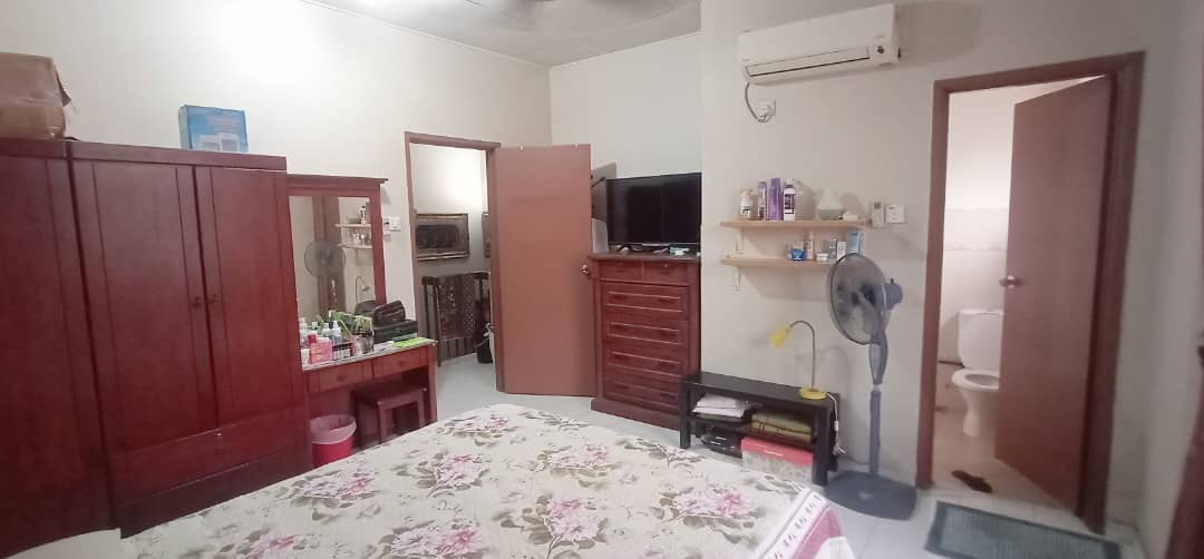 Double Storey Taman Camelia Bandar Puteri Klang - photo 7
