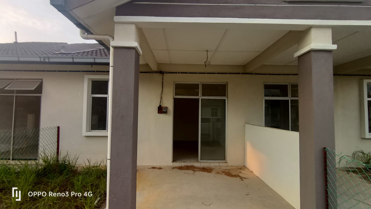Rumah Teres Setingkat Taman Desa Intan Kapar - photo 3