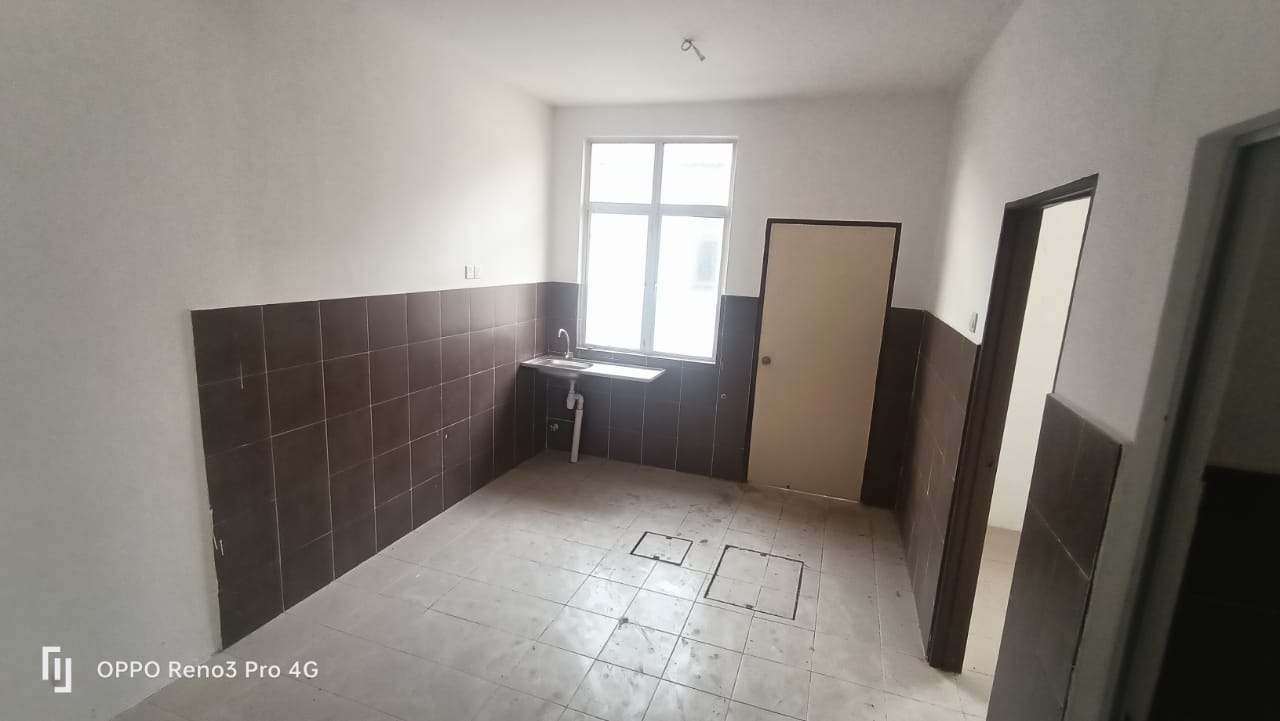 Rumah Teres Setingkat Taman Desa Intan Kapar - photo 8