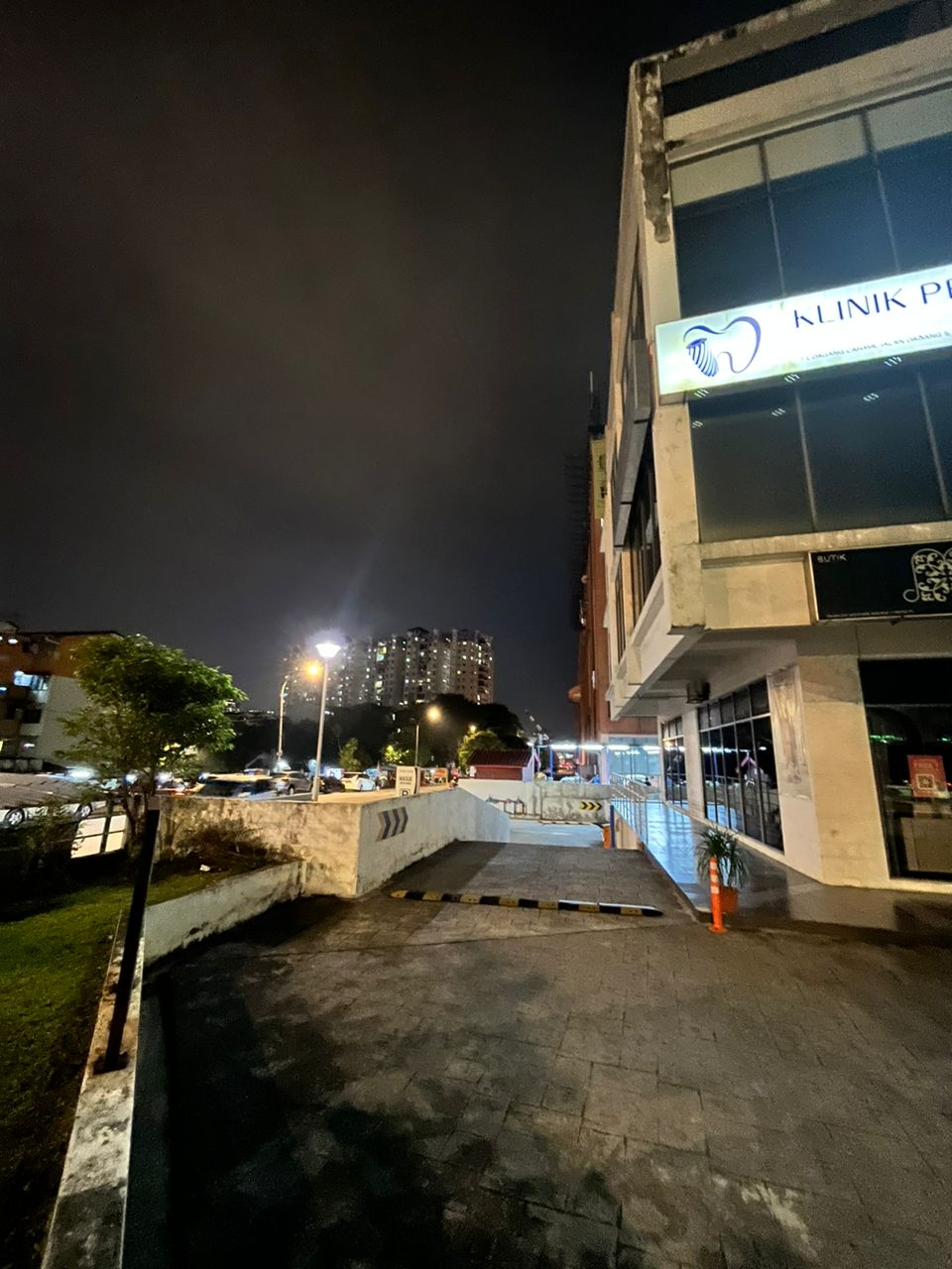 Ground Floor End Lot Shop Taman Dagang Ampang Jaya - photo 2