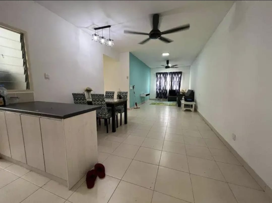 De Bayu Apartment Setia Alam For Sale - photo 3