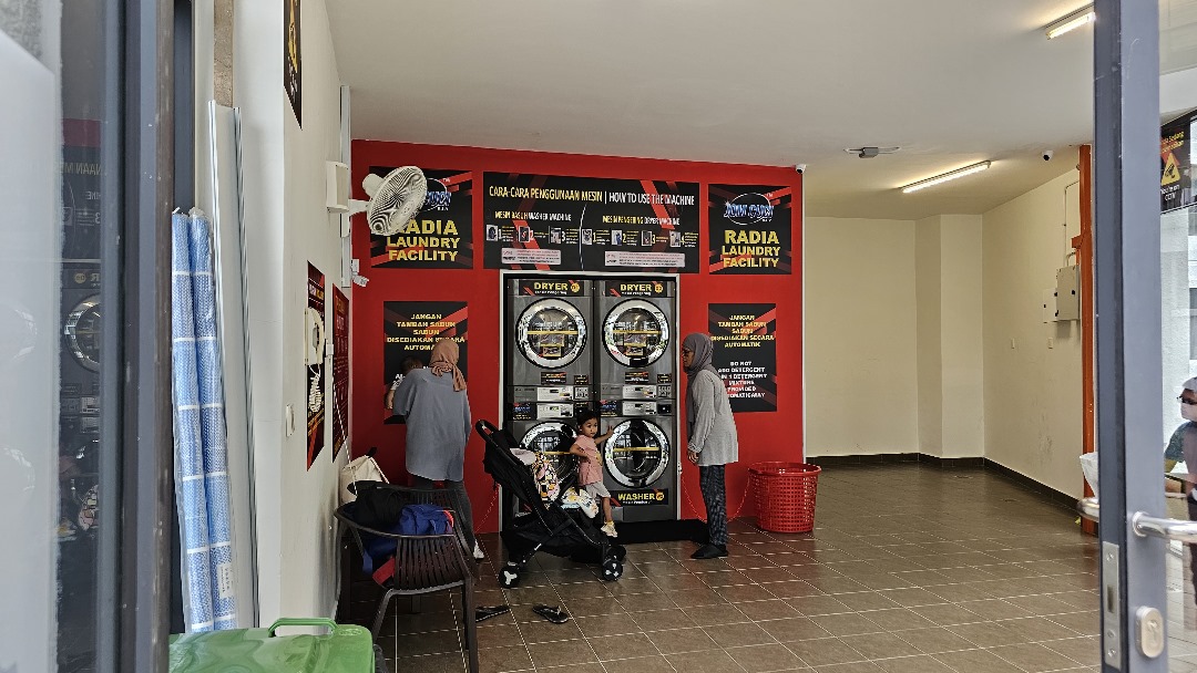 RADIA SERVICE APARTMENT BUKIT JELUTONG SHAH ALAM - photo 8