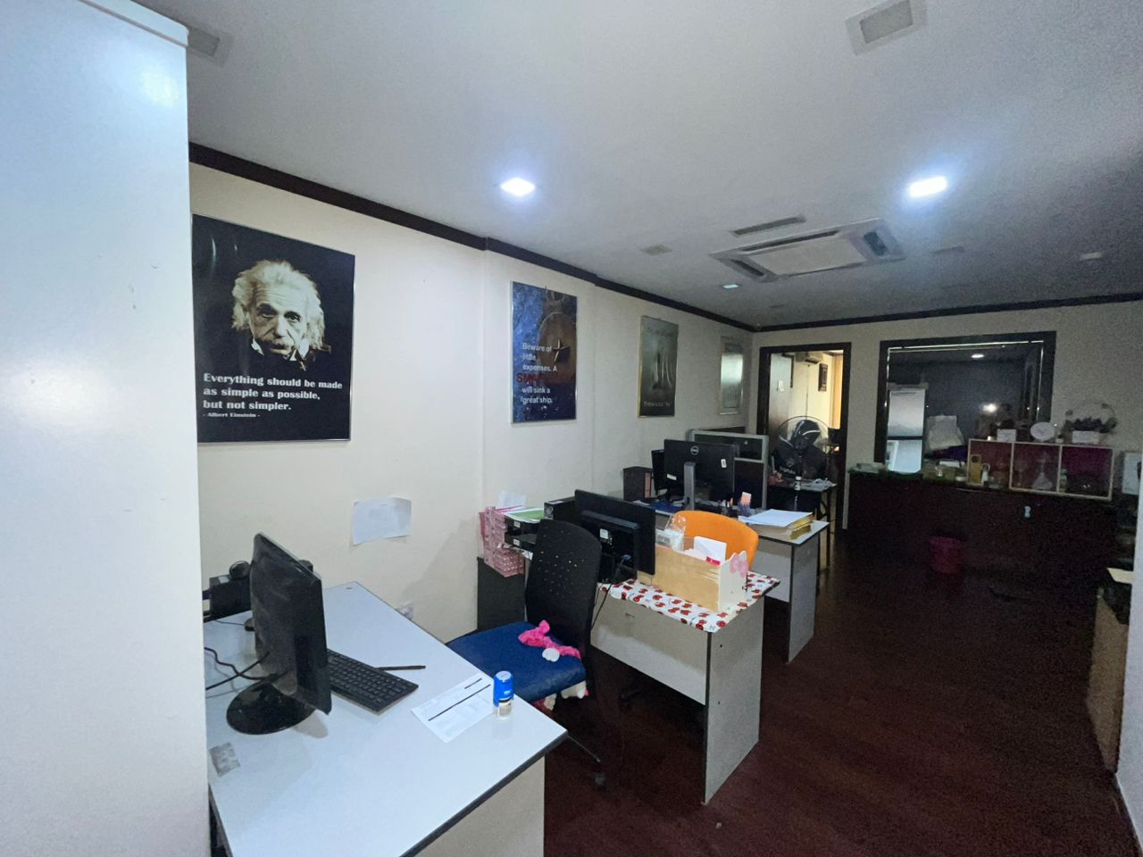 Office Space Pusat Perniagaan Worldwide Seksyen 13 - photo 8
