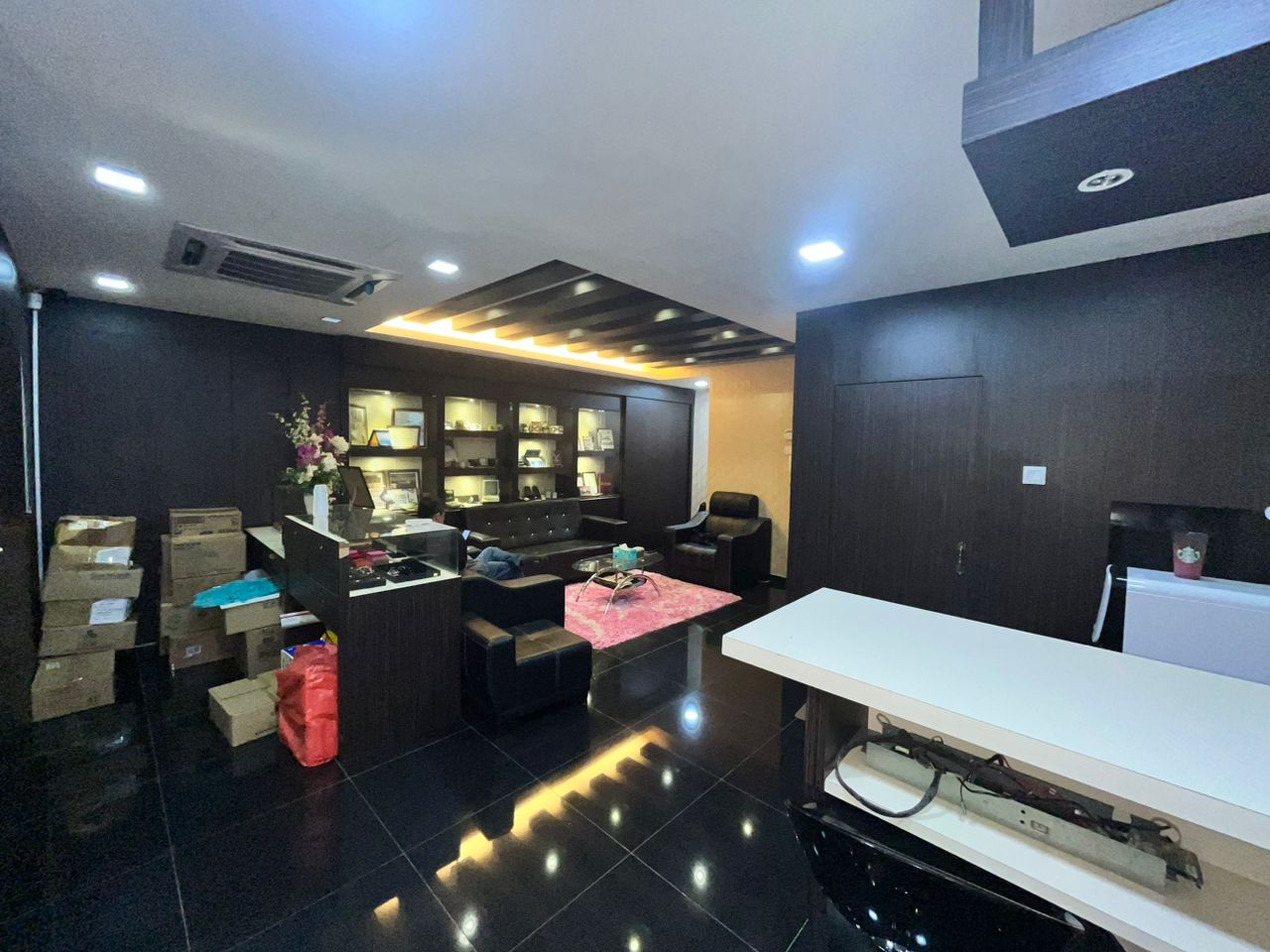 Office Space Pusat Perniagaan Worldwide Seksyen 13 - photo 9