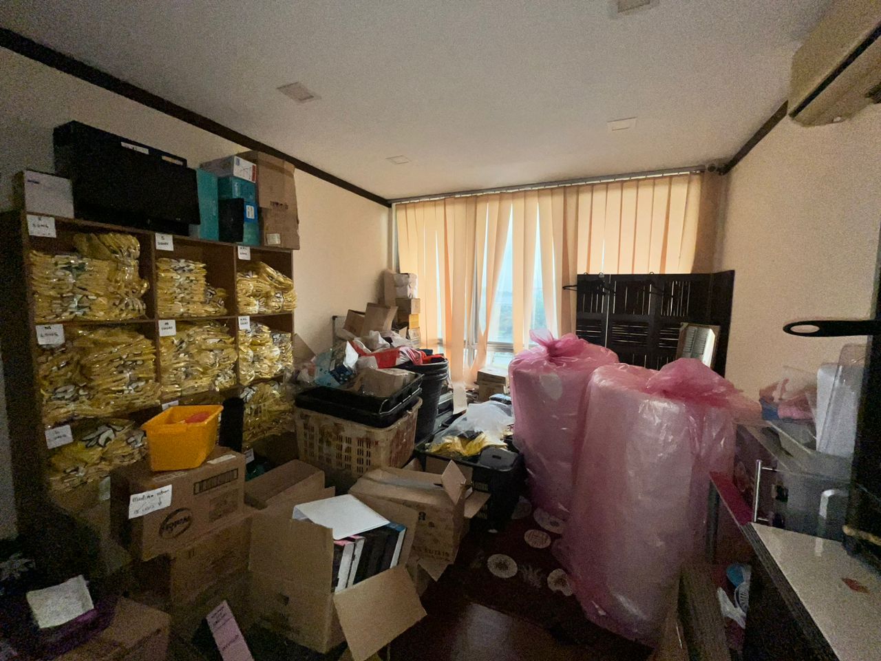 Office Space Pusat Perniagaan Worldwide Seksyen 13 - photo 11