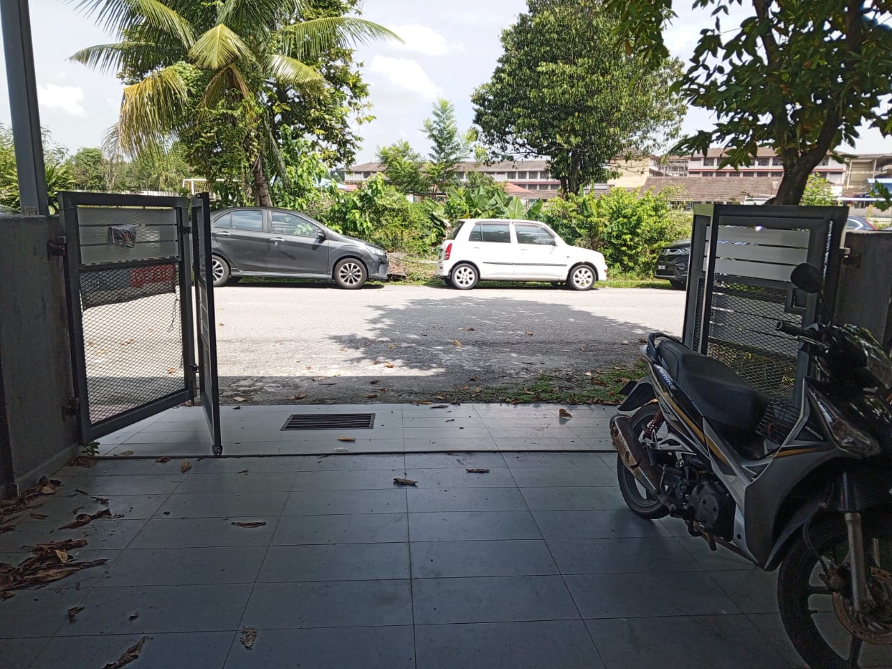 Double Storey terrace Puchong Utama 10 - photo 3