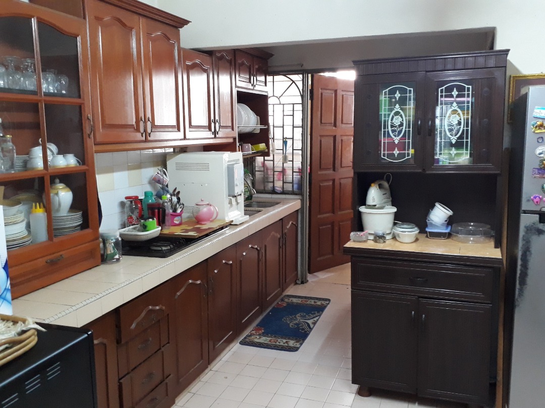 End Lot 2 Storey Terrace House Taman Bukit Indah - photo 3