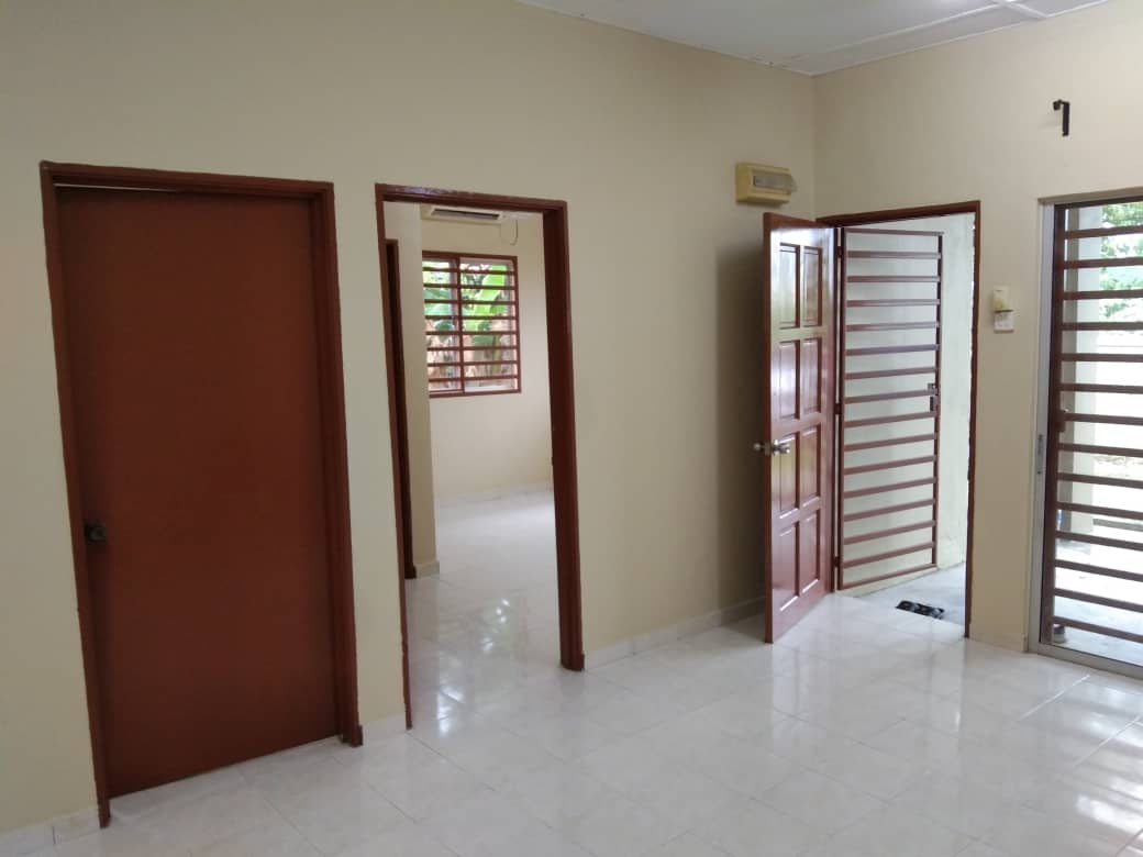 Semi D Taman Sri Baiduri 40460 Shah Alam - photo 4