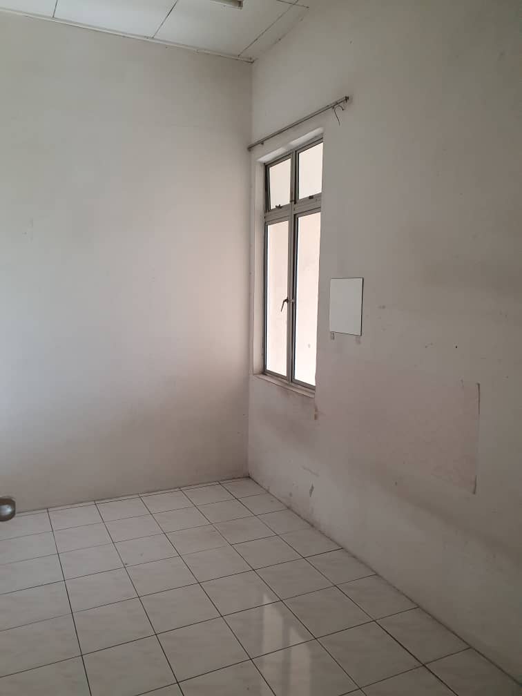 Resak Apartment Puncak Perdana Seksyen U10 - photo 2