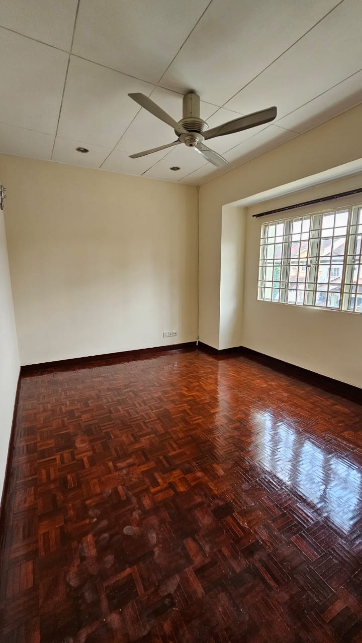 2 Storey Terrace Taman TTDI Jaya Seksyen U2 - photo 7