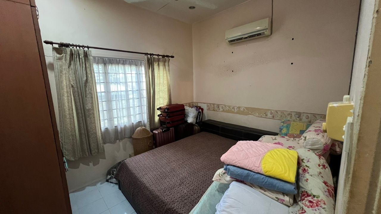Bungalow Single Storey Taman Desa Melor - photo 6