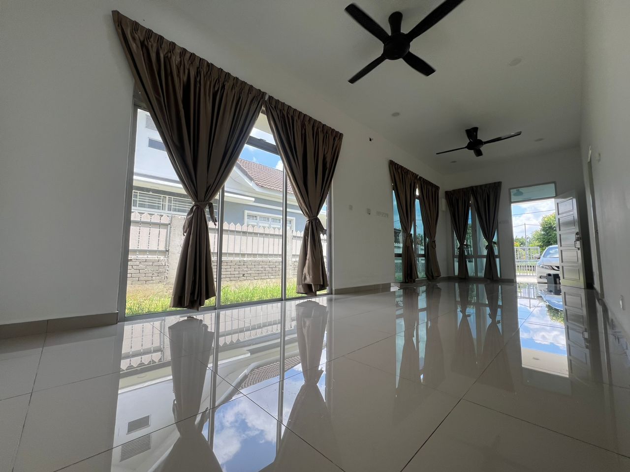 Rumah Semi D Taman Bentara Teluk Panglima Garang - photo 2