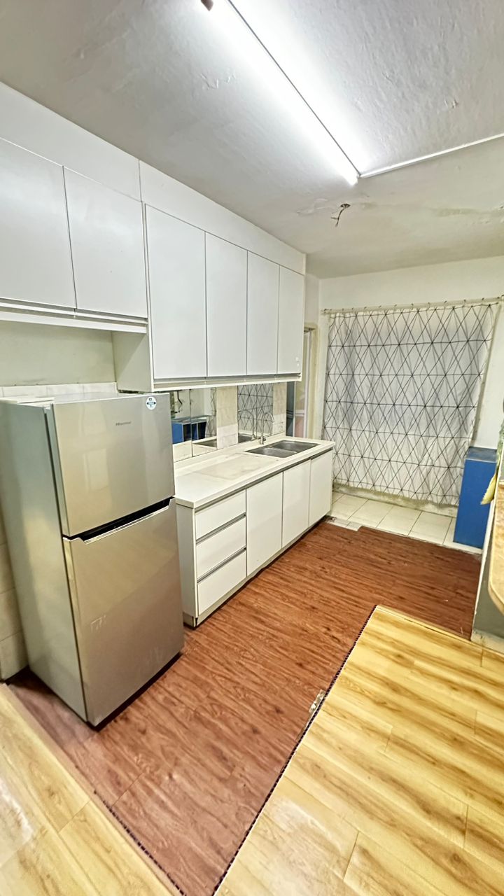 Lestari Apartment Damansara Damai - photo 11