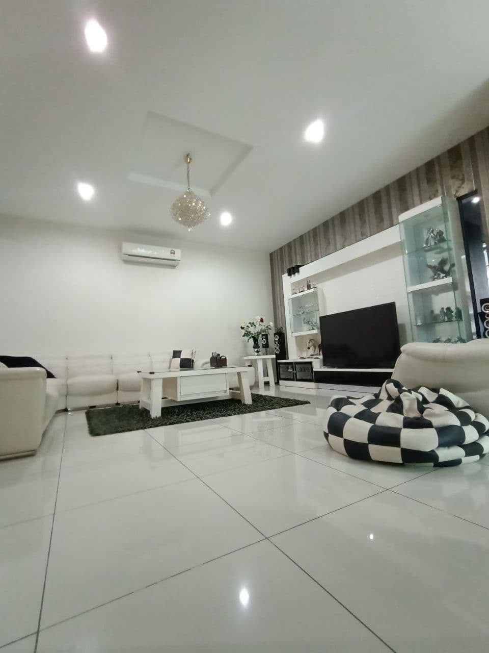 DOUBLE STOREY BUNGALOW CORNER LOT AMBANG BOTANIK - photo 2
