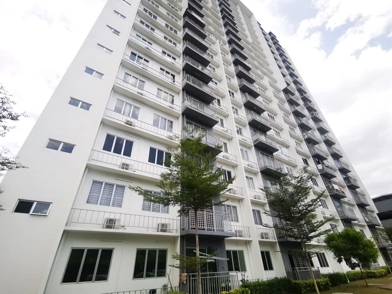 APARTMENT PUTRA IMPIAN, BANDAR SERI PUTRA, KAJANG - photo 2