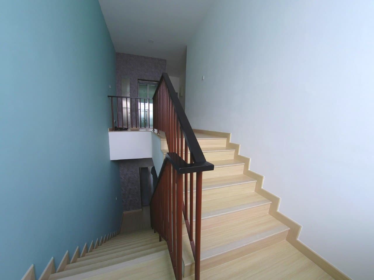4 STOREY COURTYARD VILLA, EMBUN, KEMENSAH - photo 3