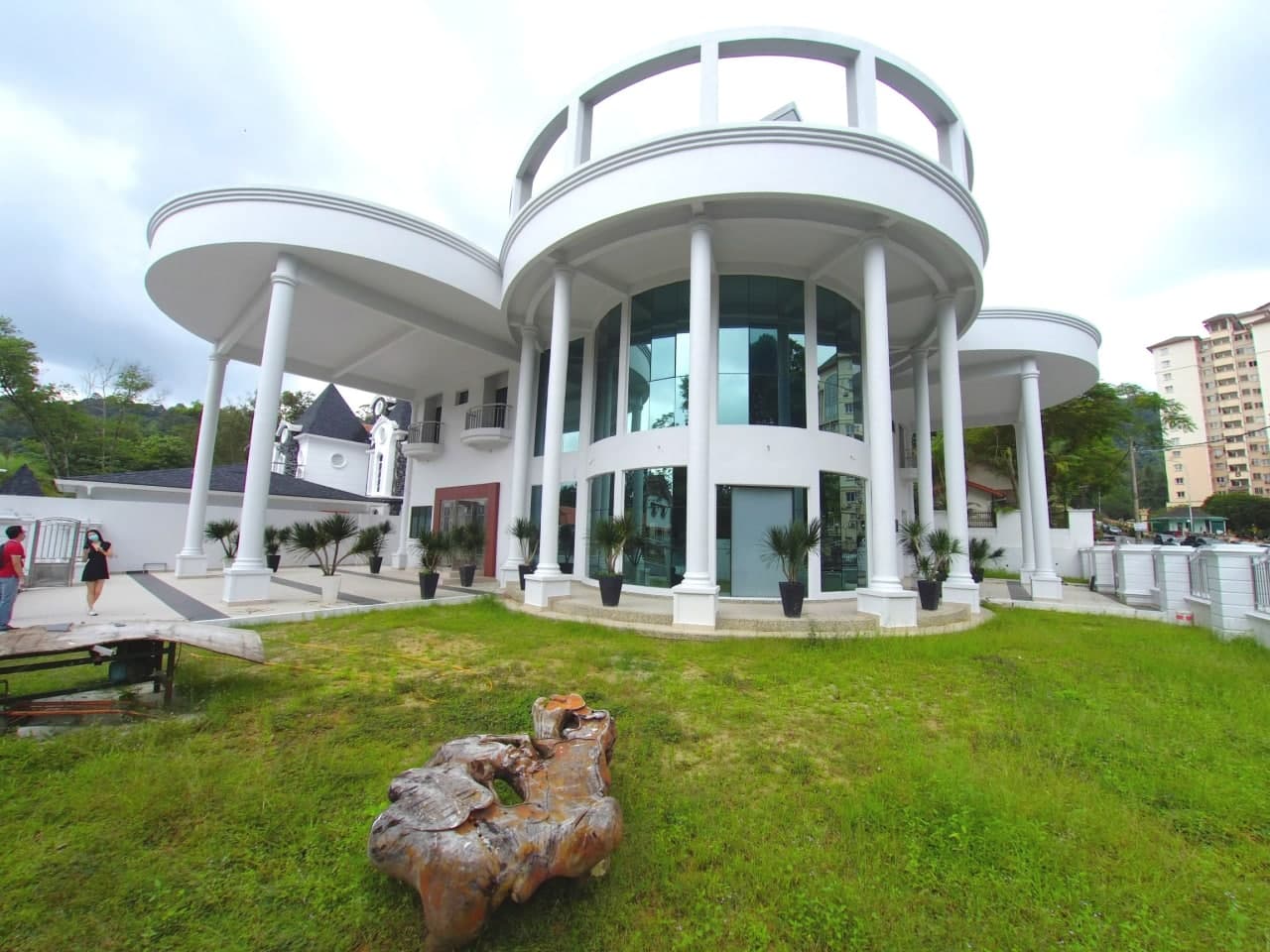 BUNGALOW BUKIT ANTARABANGSA, PRIVATE LIFT