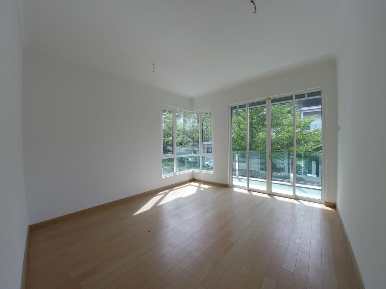 3 STOREY SEMI D BEVERLY HEIGHTS - photo 6