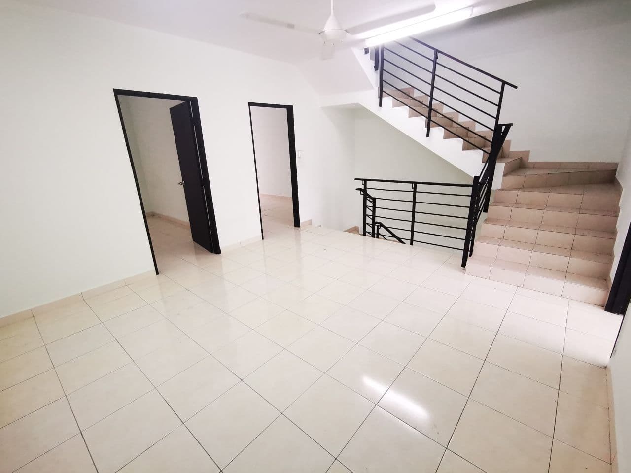 3 STOREY TERRACE HOUSE, BANGI AVENUE 3 - photo 4
