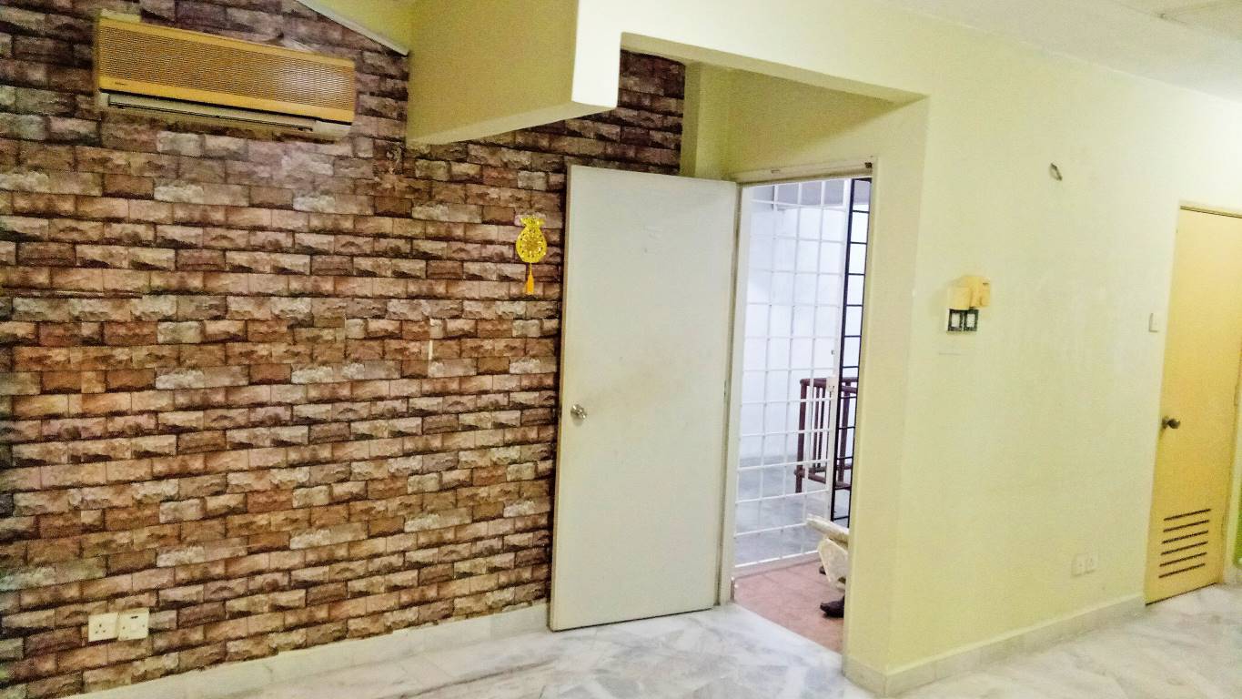 MAYANG APARTMENT, BANDAR KINRARA 3, PUCHONG - photo 1