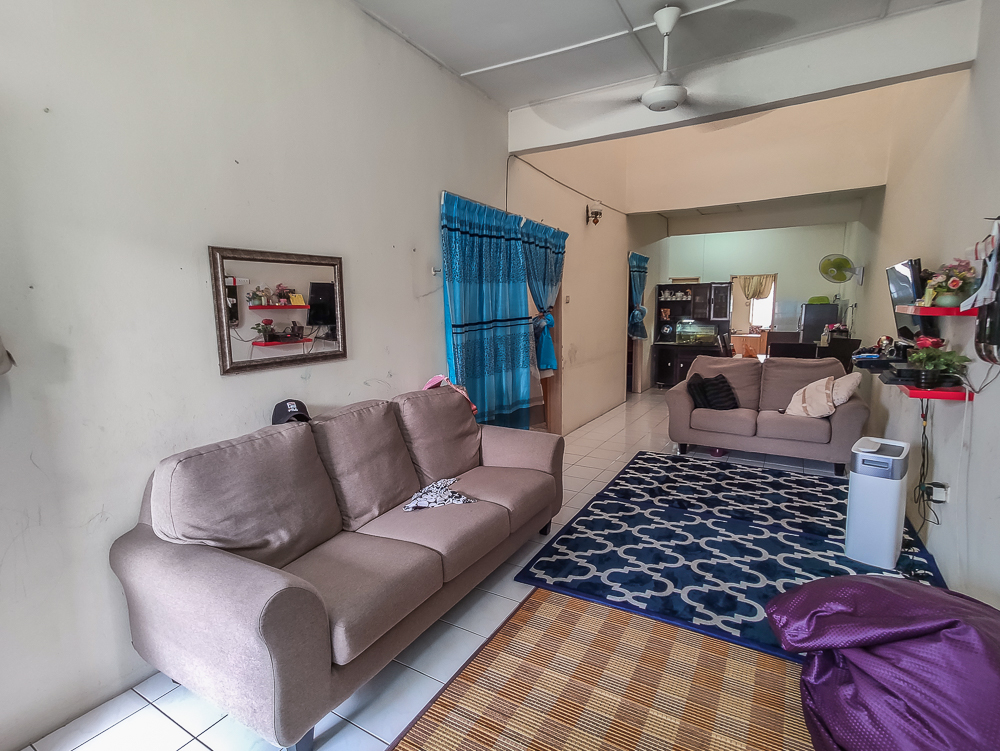 SINGLE STOREY TAMAN KOTA PERDANA -SERI KEMBANGAN - photo 2