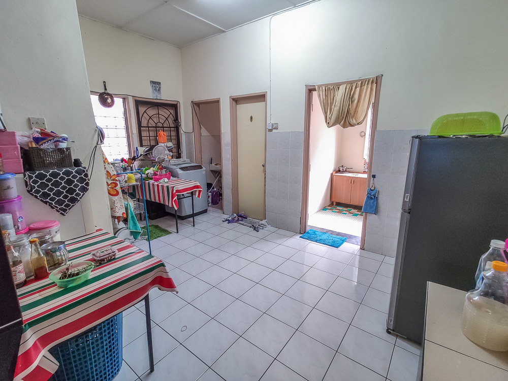 SINGLE STOREY TAMAN KOTA PERDANA -SERI KEMBANGAN - photo 8