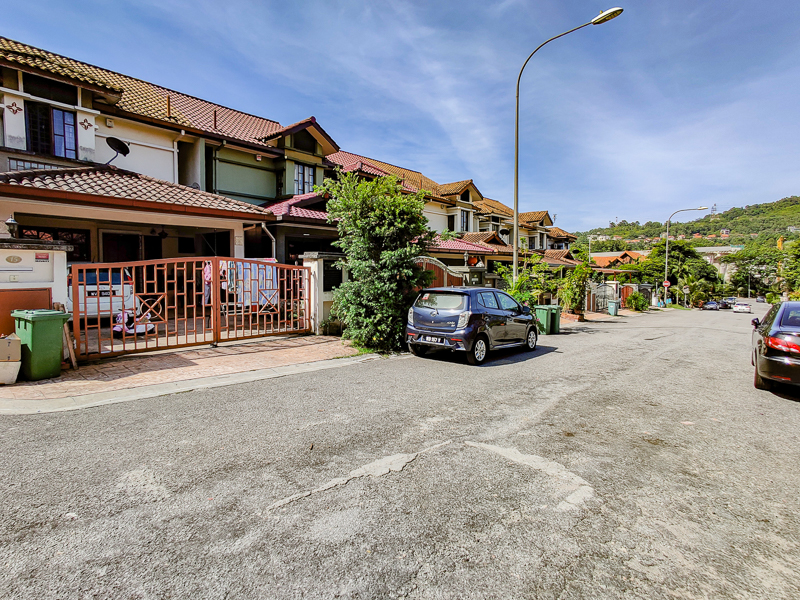 DOUBLE STOREY JALAN DAMAI JASA, ALAM DAMAI -CHERAS - photo 8
