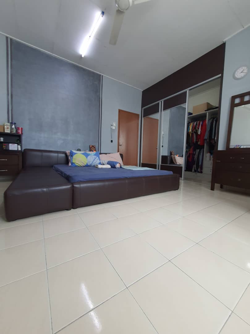 2 STOREY TAMAN PELANGI SEMENYIH, FULL RENO UNIT - photo 2