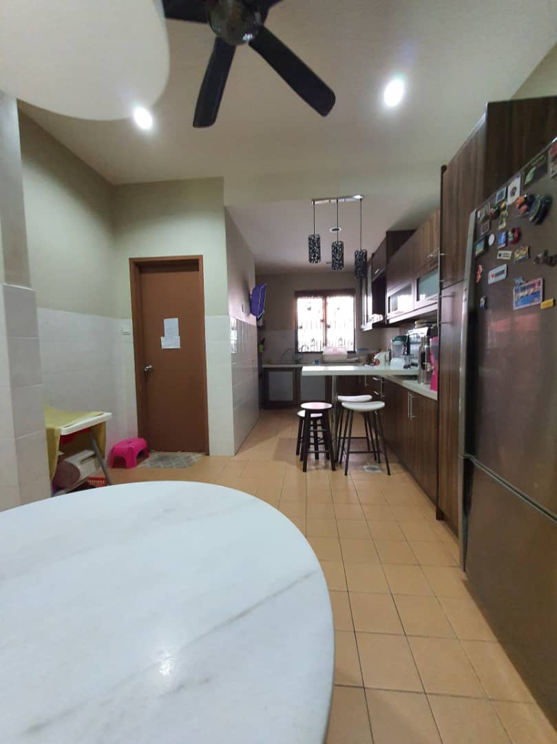 2 STOREY TAMAN PELANGI SEMENYIH, FULL RENO UNIT - photo 4