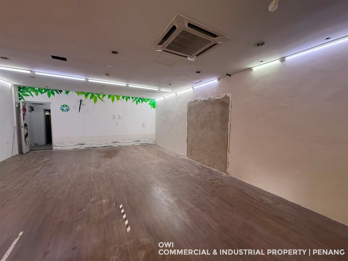 Ground Floor Shoplot 2,000 sqft for Rent at Bayan Lepas | Facing Main Road - photo 3