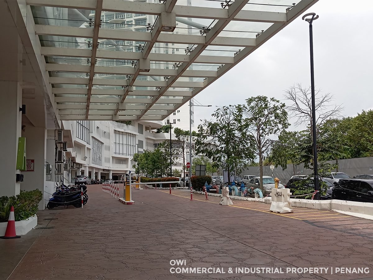 Office Lot for Sale at Southbay Plaza | Batu Maung - photo 2
