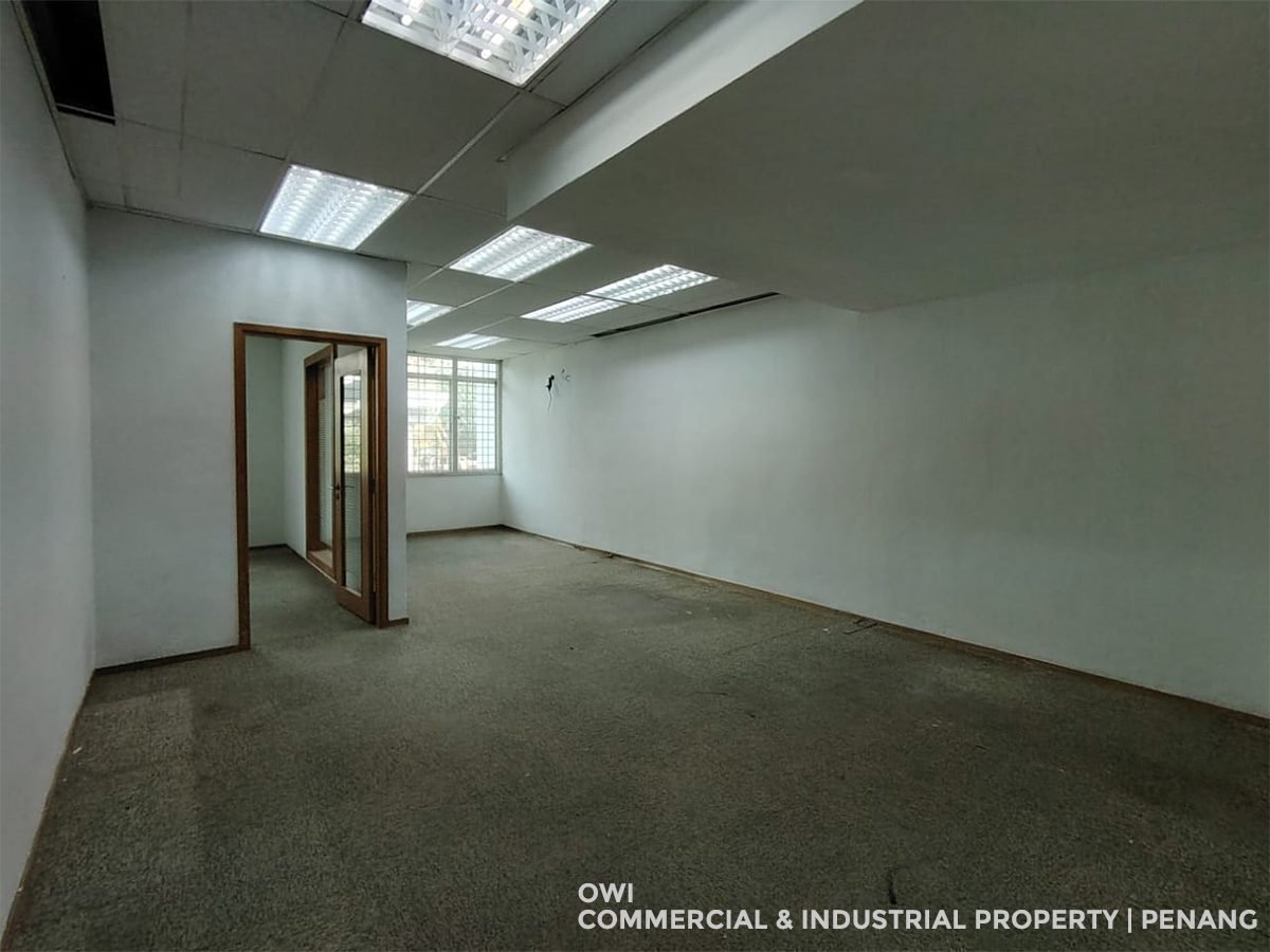 Gelugor 2-Storey Shop Office for Rent Facing Main Road - photo 4