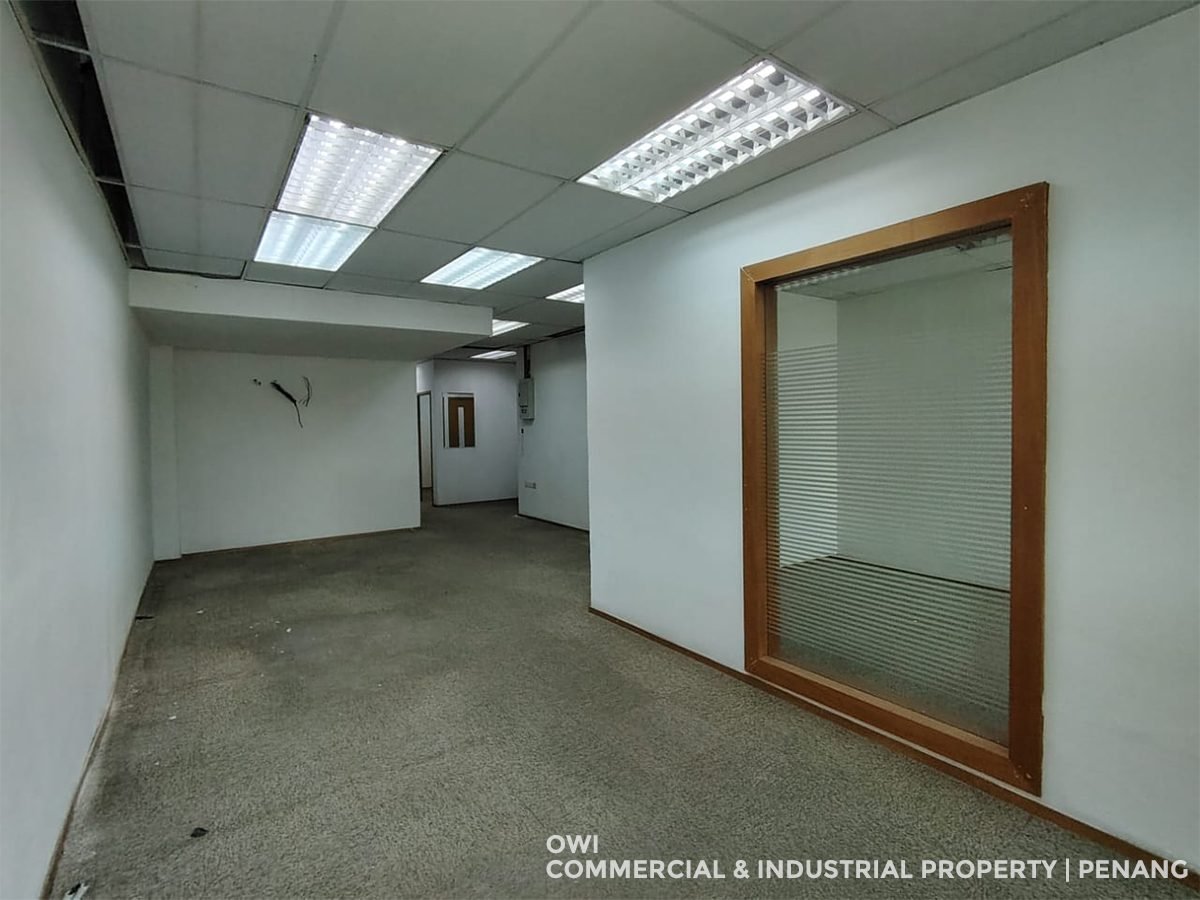 Gelugor 2-Storey Shop Office for Rent Facing Main Road - photo 5