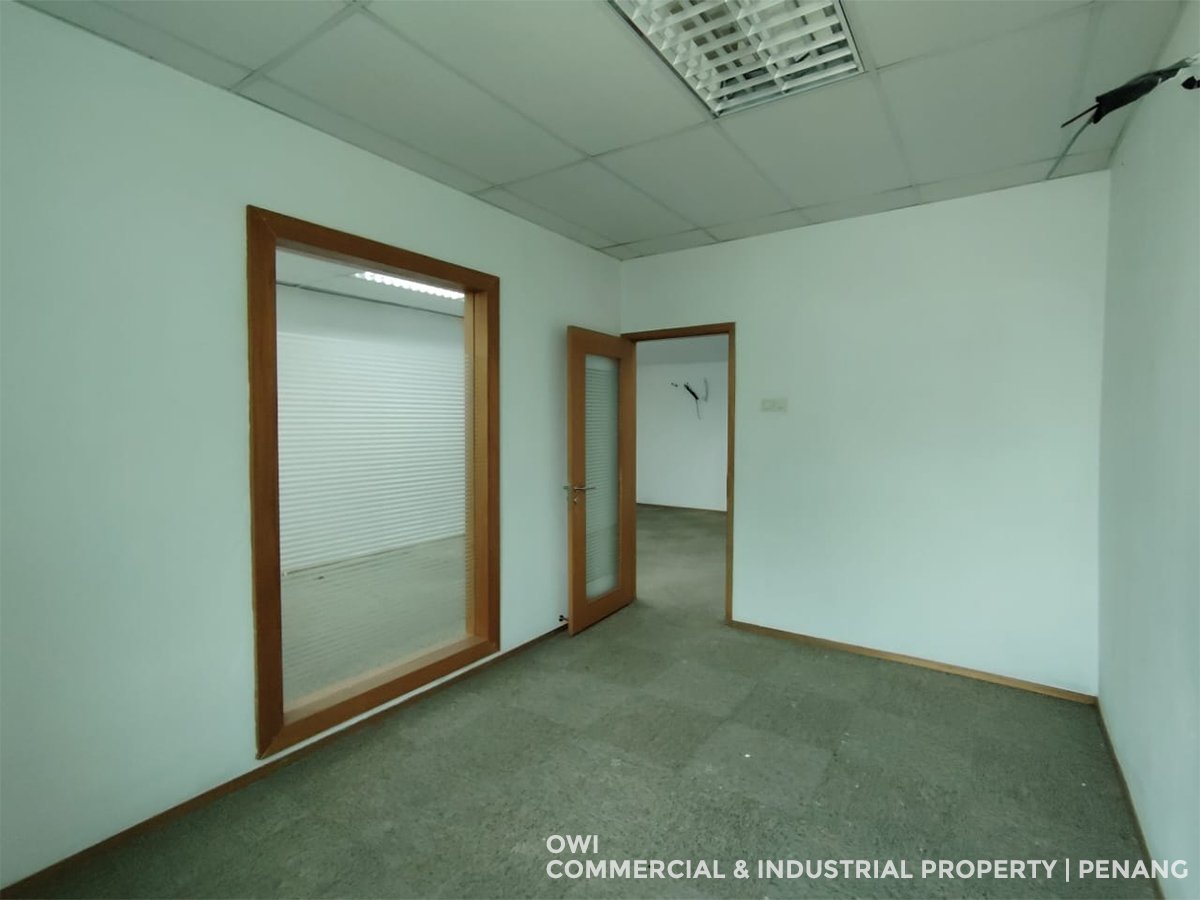 Gelugor 2-Storey Shop Office for Rent Facing Main Road - photo 7